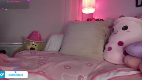 Kiara  online show from December 8, 2024, 5:29 am