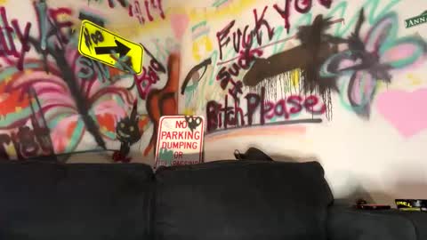 Snapshot of dathroatbunny chatting on February 2, 2026, 5:06 am BeyJackson online show from February 2, 2026, 5:06 am