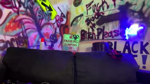 Snapshot of dathroatbunny chatting on February 14, 2026, 7:16 am BeyJackson online show from February 14, 2026, 7:16 am