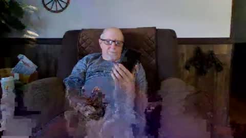 Snapshot of dave571960 chatting on October 1, 2025, 11:27 am dave571960 online show from October 1, 2025, 11:27 am