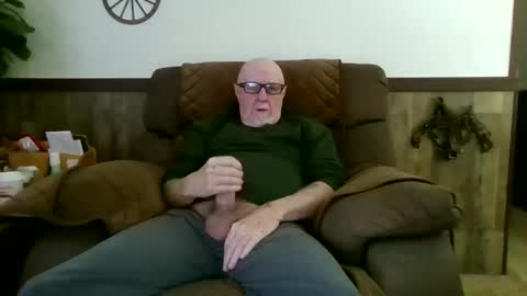 dave571960 online show from May 2, 2026, 11:04 am