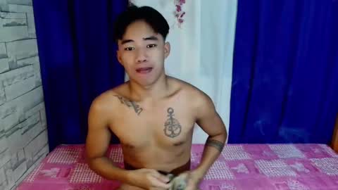 Snapshot of dave_boyyy chatting on May 26, 2026, 9:16 am dave_boyyy online show from May 26, 2026, 9:16 am