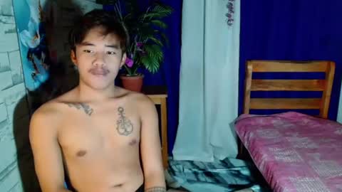 Snapshot of dave_boyyy chatting on July 13, 2026, 9:23 am dave_boyyy online show from July 13, 2026, 9:23 am
