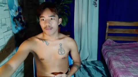 Snapshot of dave_boyyy chatting on July 20, 2026, 8:39 am dave_boyyy online show from July 20, 2026, 8:39 am