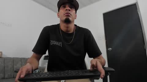 dave online show from October 7, 2025, 6:43 am