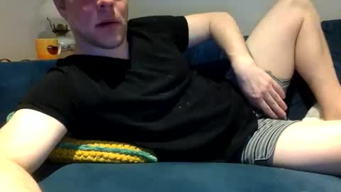 Snapshot of daveb709709709 chatting on April 14, 2026, 2:06 am daveb709709709 online show from April 14, 2026, 2:06 am