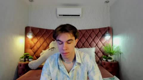 Snapshot of davebevy chatting on April 16, 2026, 5:30 am Dave online show from April 16, 2026, 5:30 am