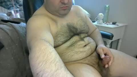 Snapshot of daveishorny1988 chatting on May 11, 2026, 6:05 pm daveishorny1988 online show from May 11, 2026, 6:05 pm