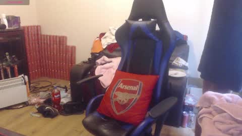 Snapshot of daver281197 chatting on December 12, 2024, 11:29 am dave online show from December 12, 2024, 11:29 am