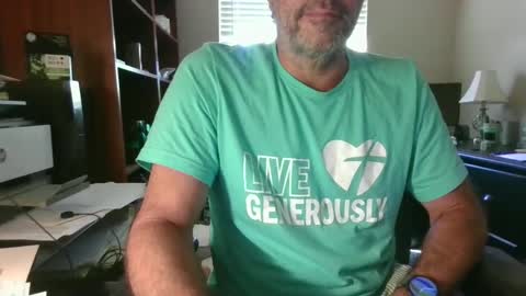 Snapshot of davethebooky chatting on September 17, 2025, 6:53 pm Dave online show from September 17, 2025, 6:53 pm