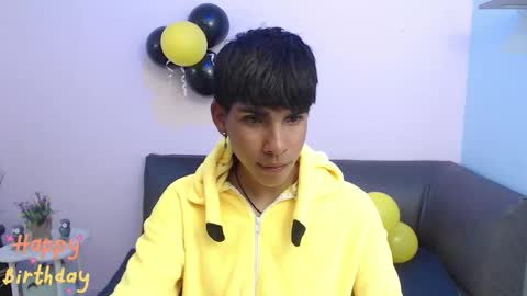 Snapshot of david_925_ chatting on September 25, 2025, 5:22 am David online show from September 25, 2025, 5:22 am