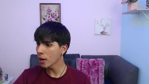 Snapshot of david_925_ chatting on September 28, 2025, 4:18 am David online show from September 28, 2025, 4:18 am