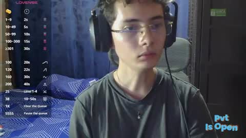 Snapshot of david_colombian chatting on July 3, 2026, 5:30 pm ProgrammerBoy online show from July 3, 2026, 5:30 pm