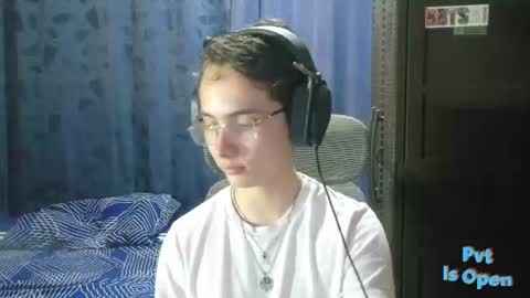Snapshot of david_colombian chatting on July 14, 2026, 5:18 pm ProgrammerBoy online show from July 14, 2026, 5:18 pm