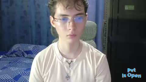 Snapshot of david_colombian chatting on July 17, 2026, 6:57 pm ProgrammerBoy online show from July 17, 2026, 6:57 pm