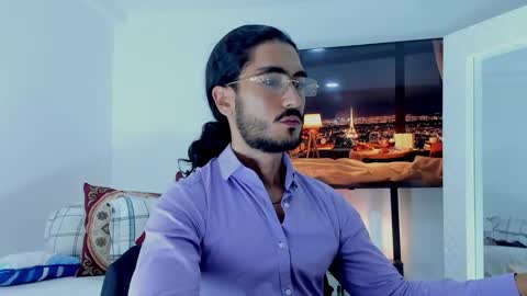 Hey im David that loves to explore and speak their fantasies. Very open talktative and nice. Feel free to chat with me online show from January 17, 2026, 2:27 am