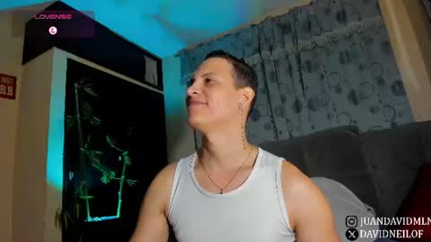 Snapshot of david_neill chatting on June 25, 2026, 11:09 pm David Neill online show from June 25, 2026, 11:09 pm