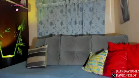 Snapshot of david_neill chatting on July 11, 2026, 2:03 am David Neill online show from July 11, 2026, 2:03 am