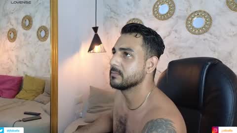 Snapshot of david_oliveira chatting on January 14, 2025, 10:23 pm JF oliveira online show from January 14, 2025, 10:23 pm