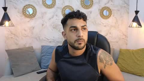 Snapshot of david_oliveira chatting on February 3, 2025, 8:46 pm JF oliveira online show from February 3, 2025, 8:46 pm