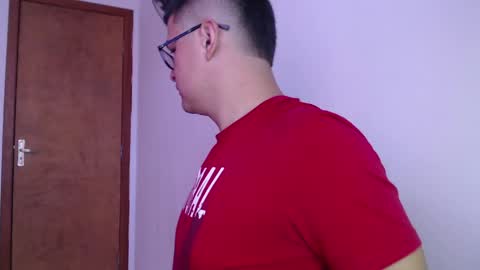 Snapshot of david_smit_ chatting on May 16, 2026, 5:01 pm david smit online show from May 16, 2026, 5:01 pm