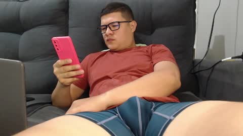 Snapshot of david_smit_ chatting on May 24, 2026, 5:18 pm david smit online show from May 24, 2026, 5:18 pm