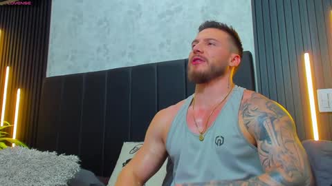 Snapshot of davidd_blake chatting on January 15, 2025, 5:08 am David Blakee online show from January 15, 2025, 5:08 am