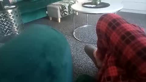 davidf75 online show from September 29, 2025, 8:19 am