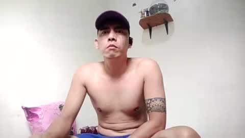 Snapshot of davidrocero chatting on February 18, 2025, 7:54 am davidrocero online show from February 18, 2025, 7:54 am