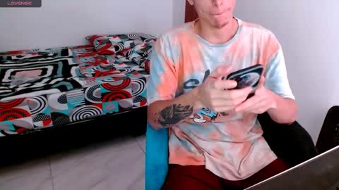 Snapshot of davidsalazar33 chatting on September 25, 2025, 10:46 pm davidsalazar33 online show from September 25, 2025, 10:46 pm