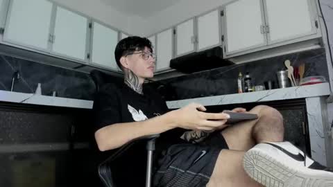 daviid_huge online show from February 21, 2026, 11:50 pm