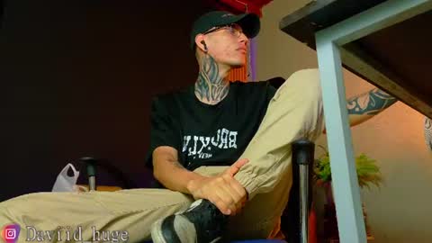 Snapshot of daviid_huge chatting on July 22, 2026, 1:25 pm daviid_huge online show from July 22, 2026, 1:25 pm
