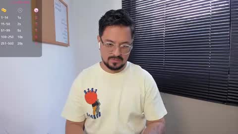 Snapshot of daviidevans chatting on December 22, 2024, 3:00 pm David Evans online show from December 22, 2024, 3:00 pm