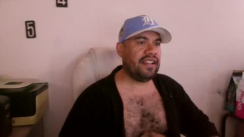 davinson_lopez35 online show from July 13, 2026, 4:43 pm