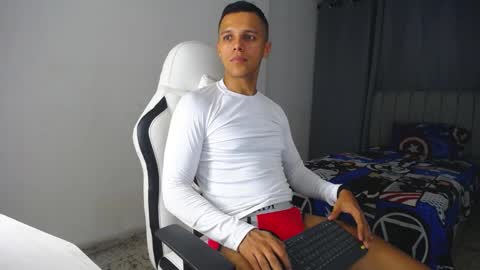 David Angel online show from January 8, 2025, 4:44 am