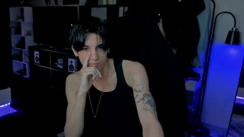 Snapshot of davisross chatting on May 23, 2026, 1:04 pm davis online show from May 23, 2026, 1:04 pm