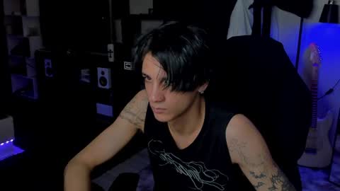 Snapshot of davisross chatting on August 1, 2026, 12:26 pm davis online show from August 1, 2026, 12:26 pm