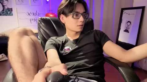 davoxer online show from February 20, 2026, 3:36 am