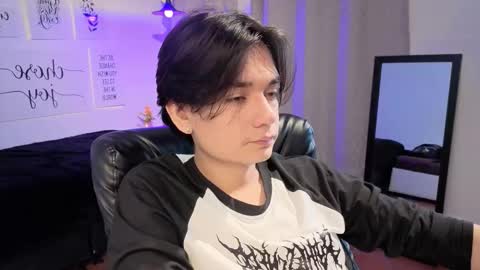 davoxer online show from March 12, 2026, 4:51 am