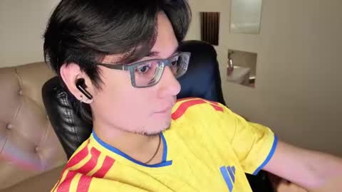 davoxer online show from June 28, 2026, 3:45 am