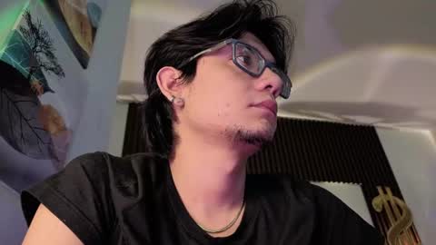 davoxer online show from July 19, 2026, 3:43 am