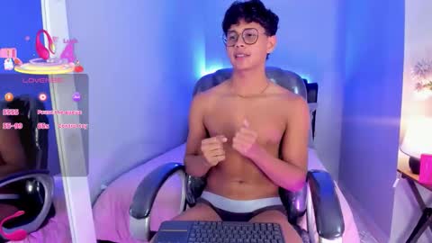 dawn_16 online show from November 29, 2025, 10:02 pm