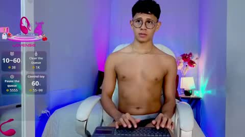 dawn_16 online show from June 8, 2026, 11:49 pm