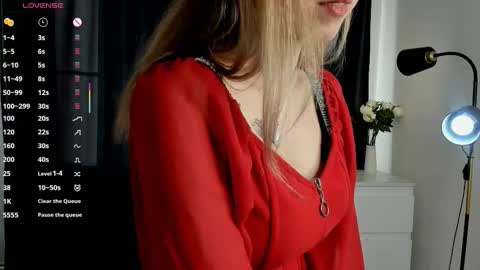 Snapshot of dawnbullins chatting on November 23, 2025, 8:25 am Emily online show from November 23, 2025, 8:25 am