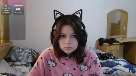 Alice online show from October 3, 2025, 7:49 am