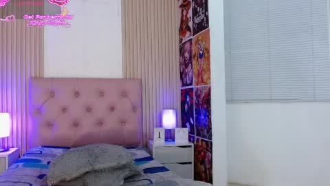 Dayana online show from April 28, 2026, 11:43 pm