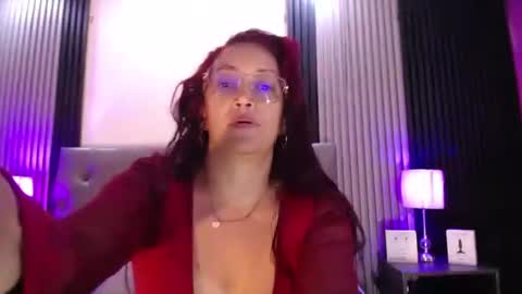 Snapshot of dayana_mendozaa69 chatting on June 18, 2026, 12:31 pm Dayana online show from June 18, 2026, 12:31 pm