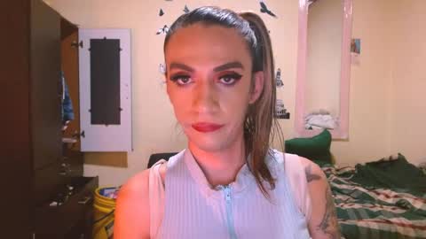 Snapshot of dayanna_01_ chatting on May 16, 2026, 8:07 pm dayanna_01_ online show from May 16, 2026, 8:07 pm