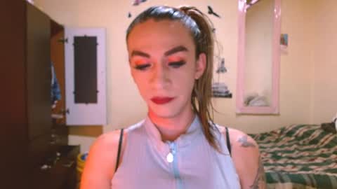 Snapshot of dayanna_01_ chatting on May 17, 2026, 5:31 pm dayanna_01_ online show from May 17, 2026, 5:31 pm