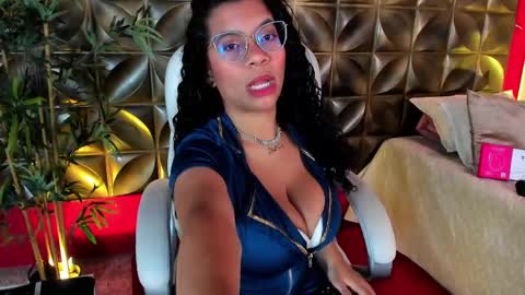 Snapshot of dayanne_campbelll chatting on September 21, 2025, 1:57 pm Dayanne online show from September 21, 2025, 1:57 pm